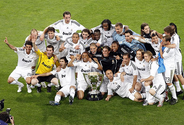 不同于皇马，每体：桑坦德竞技将在国王杯中向巴萨列队致敬